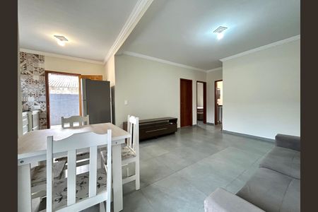 Apartamento para alugar com 68m², 2 quartos e 1 vagaSala