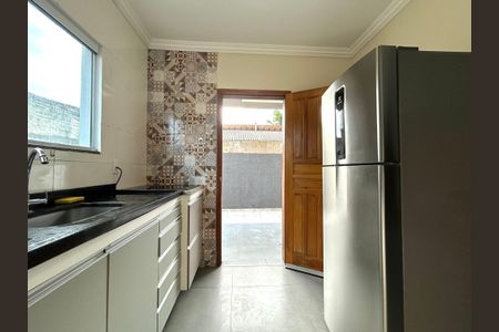 Apartamento para alugar com 68m², 2 quartos e 1 vagaCozinha 