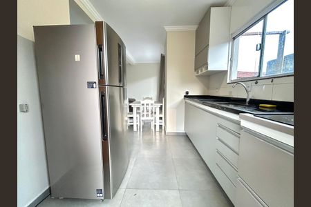 Apartamento para alugar com 68m², 2 quartos e 1 vagaCozinha 