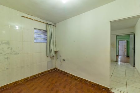Casa à venda com 5 quartos, 137m² em Conjunto Residencial Jardim Canaa, São Paulo