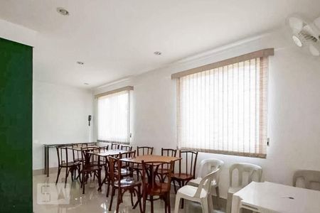 Apartamento à venda com 48m², 2 quartos e 1 vagaSalão de festas