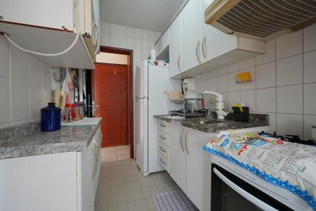 Apartamento à venda com 48m², 2 quartos e 1 vagaCozinha