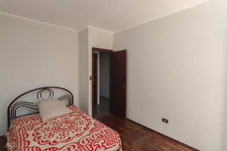 Casa à venda com 168m², 3 quartos e 2 vagasQuarto 2