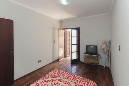 Casa à venda com 168m², 3 quartos e 2 vagasQuarto 2
