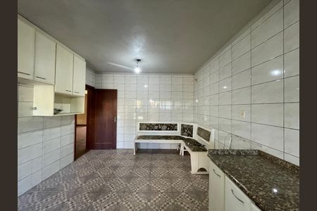 Casa para alugar com 400m², 4 quartos e 3 vagas