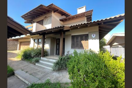 Casa para alugar com 400m², 4 quartos e 3 vagas