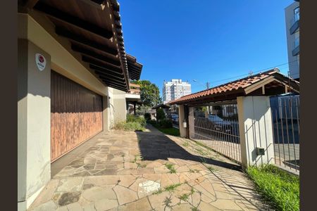 Casa para alugar com 400m², 4 quartos e 3 vagas