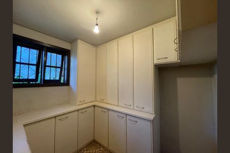 Casa para alugar com 400m², 4 quartos e 3 vagas
