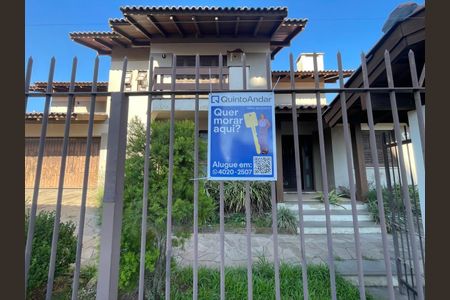 Casa para alugar com 400m², 4 quartos e 3 vagas Casa para alugar com 400m², 4 quartos e 3 vagasPlaca Cod.OBIW-262