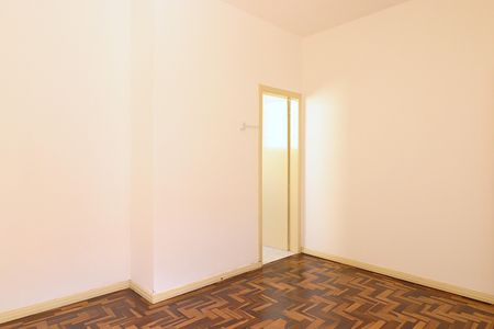 Suíte de apartamento para alugar com 1 quarto, 47m² em Petrópolis, Porto Alegre