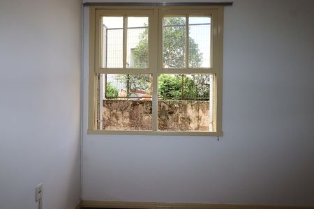 Janela da Sala de apartamento para alugar com 1 quarto, 47m² em Petrópolis, Porto Alegre
