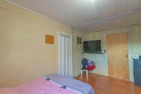 Casa à venda com 384m², 2 quartos e 2 vagasQuarto 