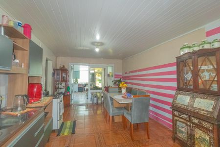 Casa à venda com 384m², 2 quartos e 2 vagasSala/Cozinha