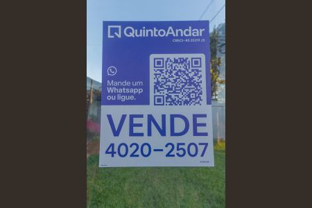 Casa à venda com 384m², 2 quartos e 2 vagasPlaca