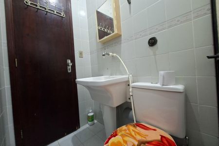 Casa de condomínio para alugar com 21m², 1 quarto e 1 vaga Casa de condomínio para alugar com 21m², 1 quarto e 1 vagaBanheiro