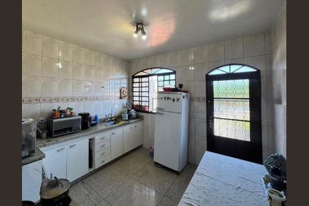 Casa para alugar com 6 quartos, 400m² em Tres Barras, Contagem