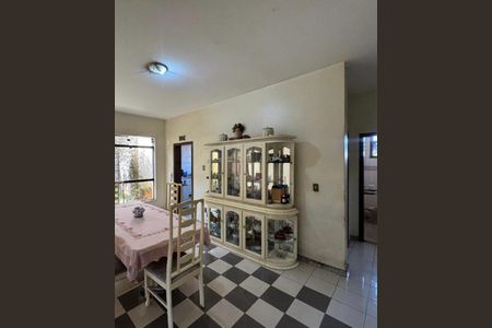 Casa para alugar com 6 quartos, 400m² em Tres Barras, Contagem