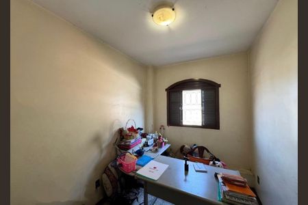 Casa para alugar com 6 quartos, 400m² em Tres Barras, Contagem