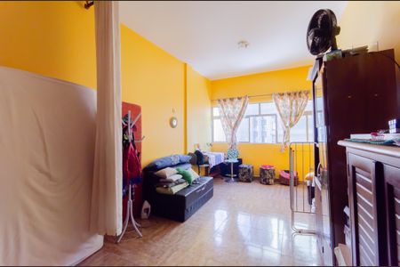 Apartamento à venda com 32m², 1 quarto e sem vagaSala/Quarto