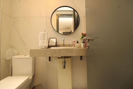 Apartamento à venda com 180m², 2 quartos e 4 vagasBanheiro da Suíte 1