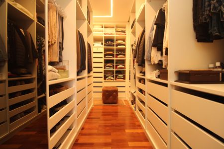 Apartamento à venda com 180m², 2 quartos e 4 vagasCloset da suíte 2