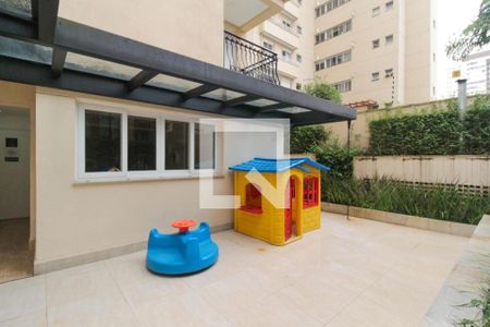 Apartamento à venda com 180m², 2 quartos e 4 vagasÁrea comum - Playground