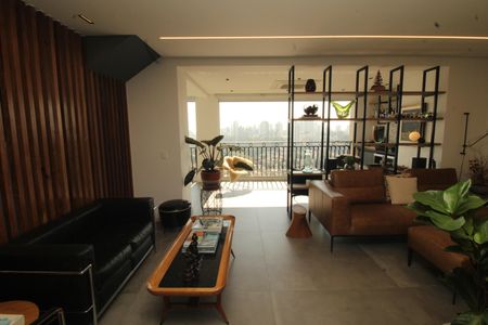 Apartamento à venda com 180m², 2 quartos e 4 vagasSala