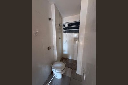 Apartamento para alugar com 53m², 2 quartos e sem vagaBanheiro