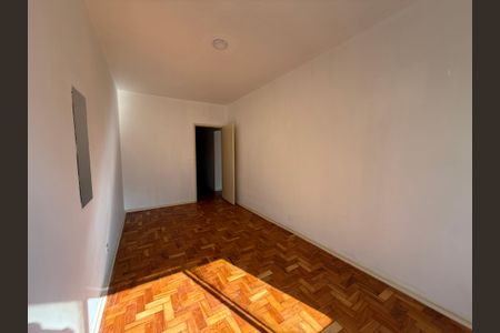 Apartamento para alugar com 53m², 2 quartos e sem vagaquarto 01