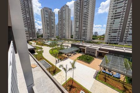 Varanda de apartamento à venda com 4 quartos, 157m² em Vila Anastácio, São Paulo