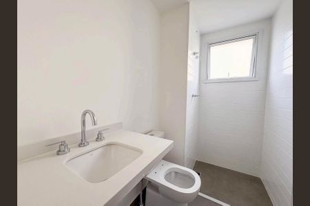 Banheiro de apartamento à venda com 4 quartos, 157m² em Vila Anastácio, São Paulo