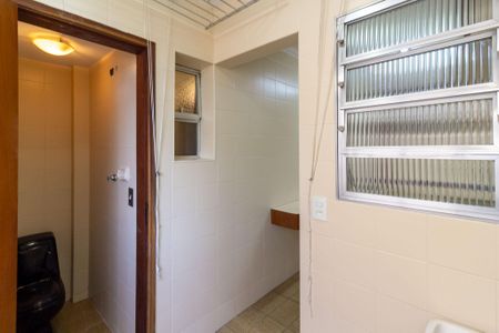Apartamento para alugar com 64m², 3 quartos e 1 vagaÁrea de Serviço