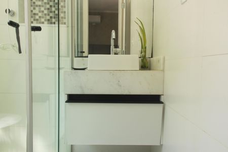 Apartamento para alugar com 100m², 2 quartos e 1 vagaBanheiro da Suíte