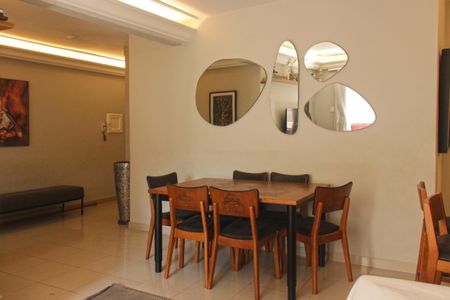 Sala de apartamento para alugar com 2 quartos, 100m² em Itararé, Santos