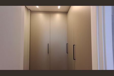 Apartamento para alugar com 56m², 1 quarto e 1 vagaCloset