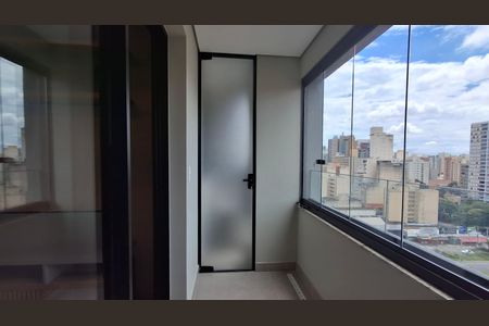 Apartamento para alugar com 56m², 1 quarto e 1 vagaVaranda