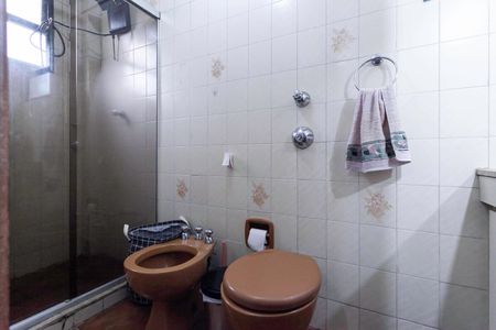 Apartamento à venda com 90m², 3 quartos e 1 vaga Apartamento à venda com 90m², 3 quartos e 1 vagaBanheiro da suíte