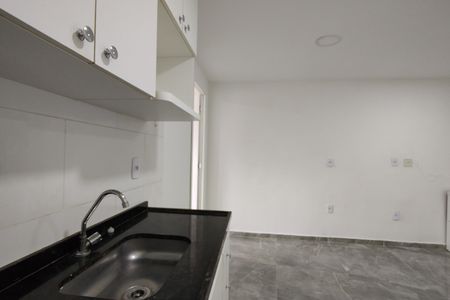 Sala/Cozinha de apartamento para alugar com 1 quarto, 75m² em Anil, Rio de Janeiro
