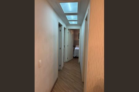 Corredor de apartamento para alugar com 3 quartos, 60m² em Ferrazópolis, São Bernardo do Campo