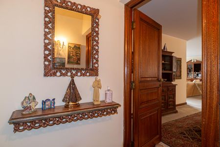Apartamento à venda com 252m², 3 quartos e 3 vagas Apartamento à venda com 252m², 3 quartos e 3 vagasSala - Hall de entrada do apartamento