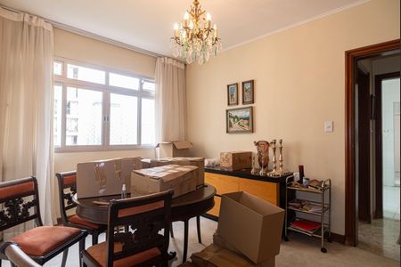 Apartamento à venda com 252m², 3 quartos e 3 vagas Apartamento à venda com 252m², 3 quartos e 3 vagasCozinha - Copa