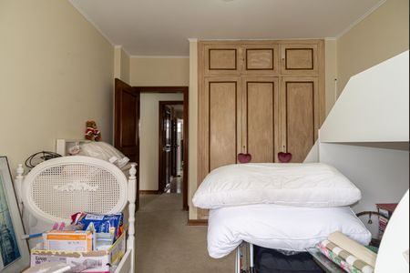 Apartamento à venda com 252m², 3 quartos e 3 vagas Apartamento à venda com 252m², 3 quartos e 3 vagasQuarto 2