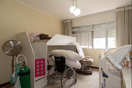 Apartamento à venda com 252m², 3 quartos e 3 vagas Apartamento à venda com 252m², 3 quartos e 3 vagasQuarto 2