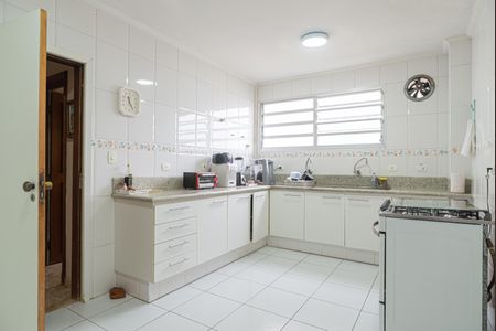 Apartamento à venda com 252m², 3 quartos e 3 vagas Apartamento à venda com 252m², 3 quartos e 3 vagasCozinha