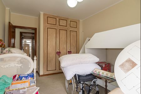 Apartamento à venda com 252m², 3 quartos e 3 vagas Apartamento à venda com 252m², 3 quartos e 3 vagasQuarto 2