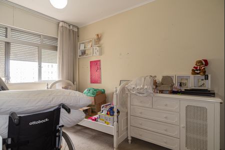 Apartamento à venda com 252m², 3 quartos e 3 vagas Apartamento à venda com 252m², 3 quartos e 3 vagasQuarto 2