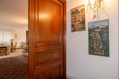 Apartamento à venda com 252m², 3 quartos e 3 vagas Apartamento à venda com 252m², 3 quartos e 3 vagasSala - Hall de entrada do apartamento