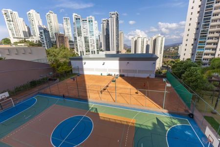 Apartamento para alugar com 180m², 3 quartos e 3 vagas Apartamento para alugar com 180m², 3 quartos e 3 vagasÁrea comum - Quadras