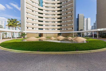 Apartamento para alugar com 180m², 3 quartos e 3 vagas Apartamento para alugar com 180m², 3 quartos e 3 vagasFachada