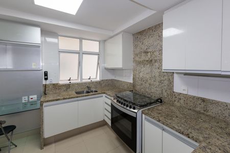 Apartamento para alugar com 180m², 3 quartos e 3 vagas Apartamento para alugar com 180m², 3 quartos e 3 vagasCozinha
